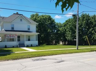 402 W Mission St, Strawberry Point, IA 52076