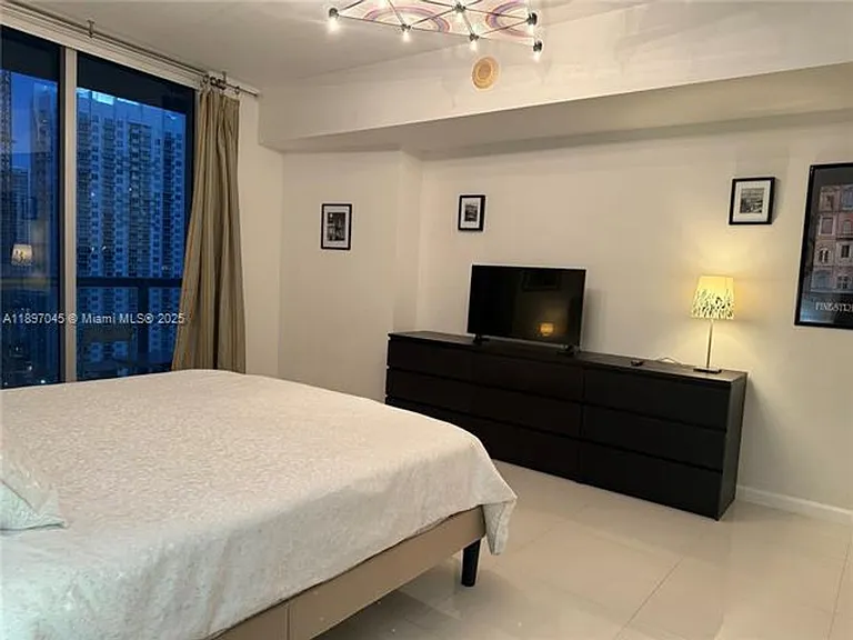 485 Brickell Ave #2606 — Photo 14