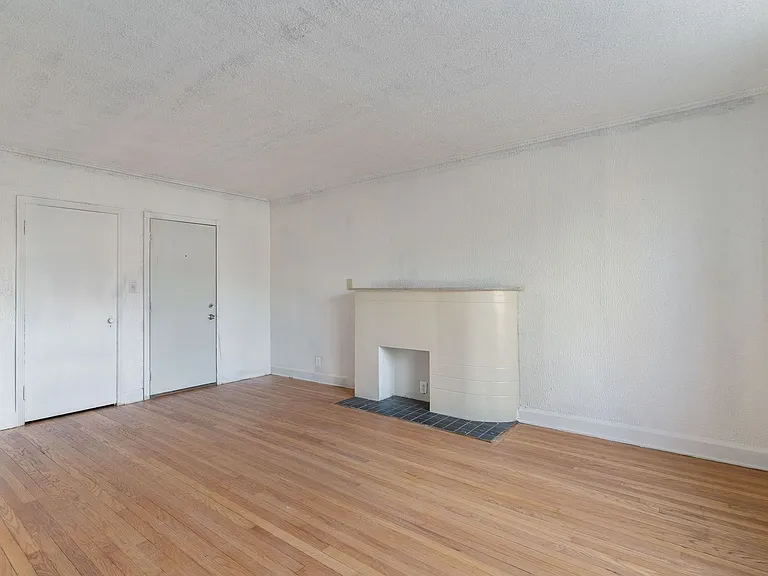 17701 Manderson — Photo 42