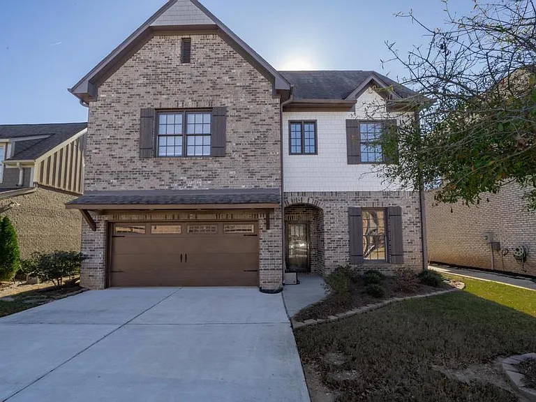 3347 Chase Ct — Photo 2