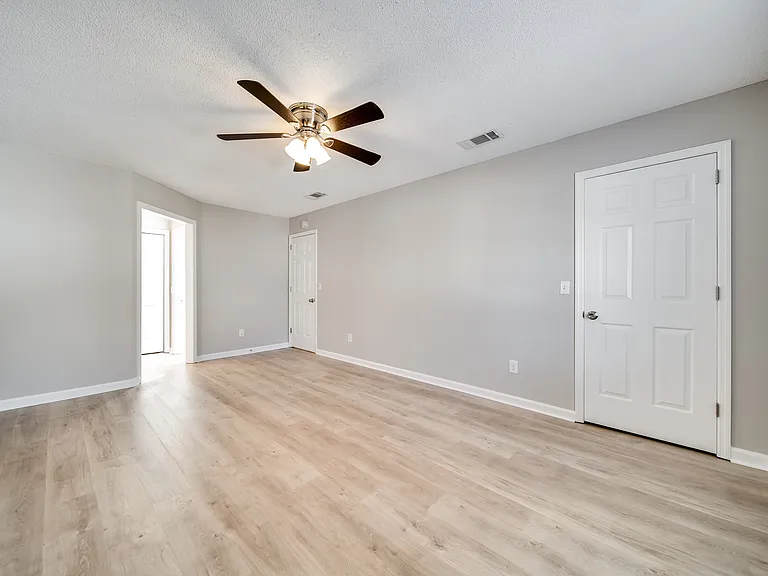 344 N Birchwood Dr — Photo 28