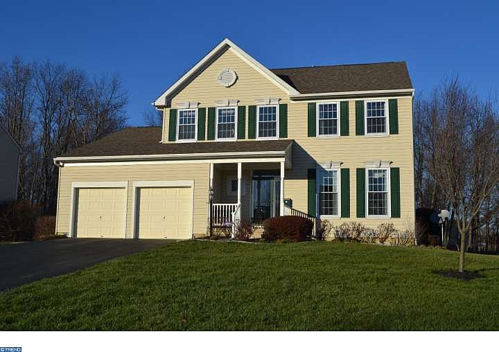 1st image of 230 Hope Ct W