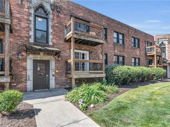 4540 Jarboe St APT 2, Kansas City, MO 64111
