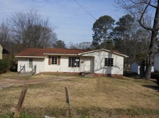 820 Combs St, Jackson, MS 39204