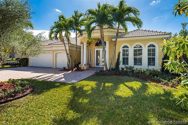 1st image of 8248 S Savannah Cir