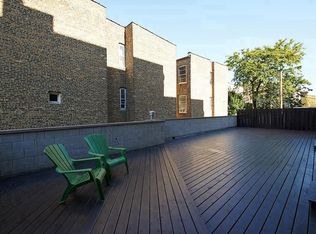 1850 W Division St APT 2E, Chicago, IL 60622