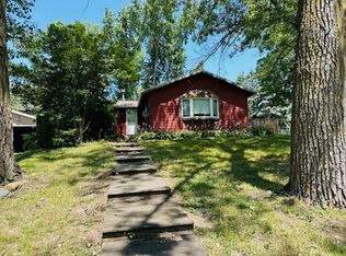 W7530 Shorewood Ter, Delavan, WI 53115