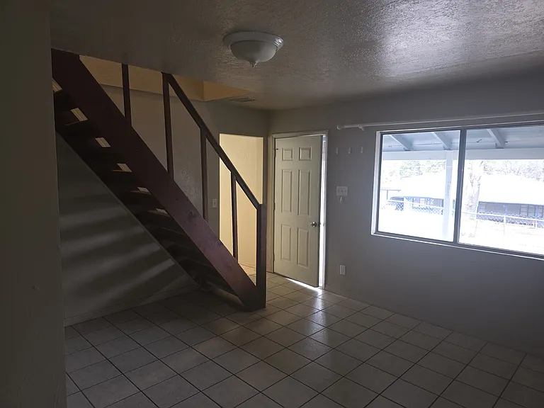 40 S Pinegrove Rd #1 — Photo 5