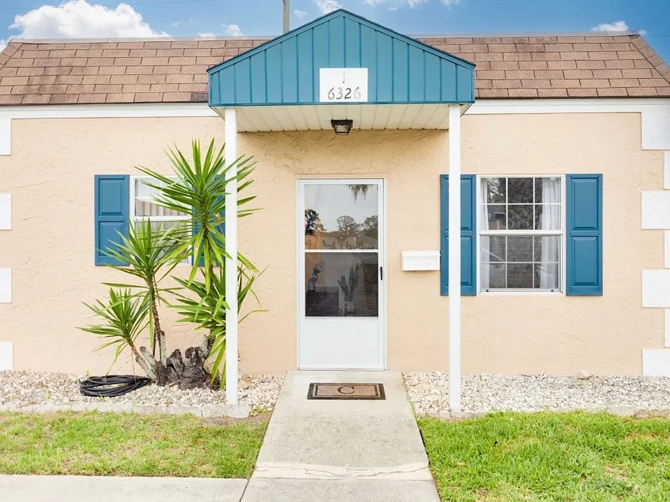 6326 Providence Cir #1