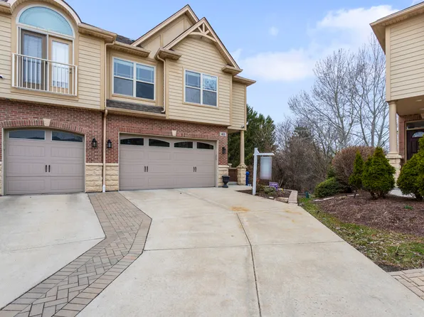 411 Provence Ct, Lisle, IL 60532