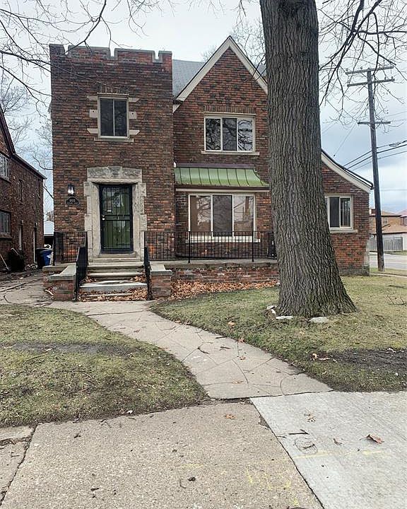 1st image of 18115 Roselawn St Unit 2