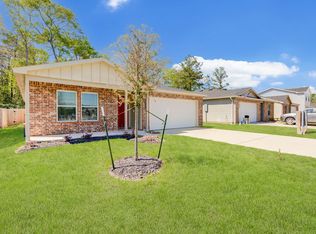 10042 Cerritos Dr, Conroe, TX 77306