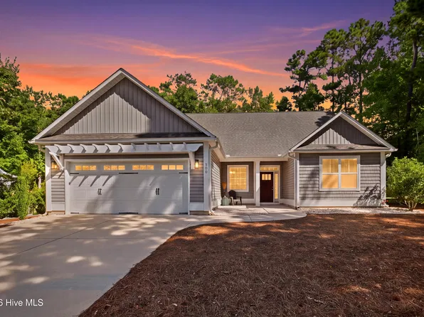 100 Hickory Circle, Hampstead, NC 28443