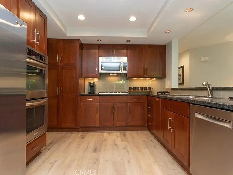 28621 Mill Pond — Photo 8