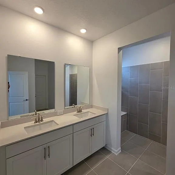 5637 Nina Way — Photo 19
