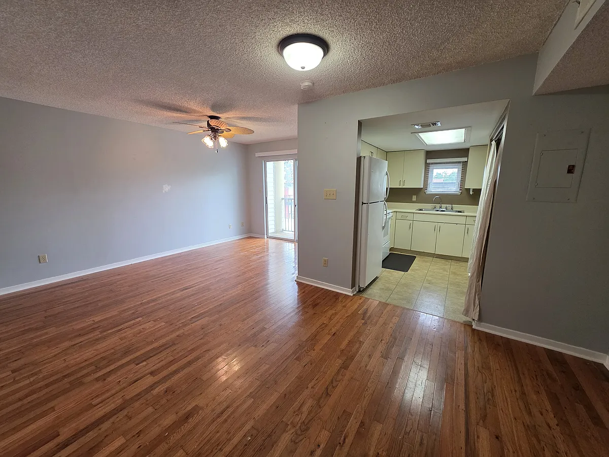 Building Photo - 317 Hayden Rd #6