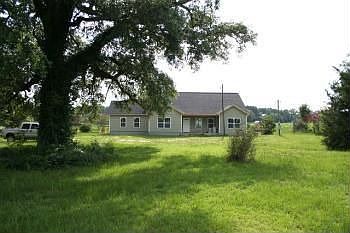 2nd image of 903 McMillan Rd