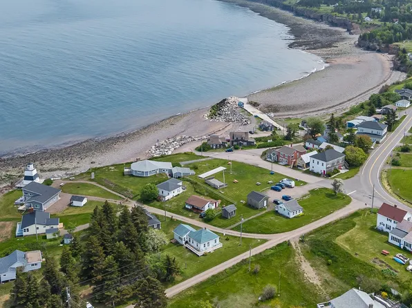 17 Gordon Rd, Margaretsville, NS B0S 1N0