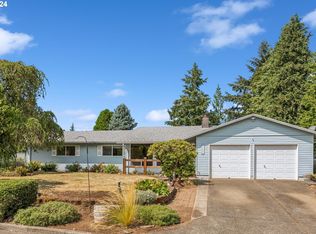 21485 S Crestview Dr, Oregon City, OR 97045