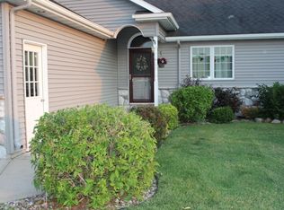 216 Christines Way, Random Lake, WI 53075