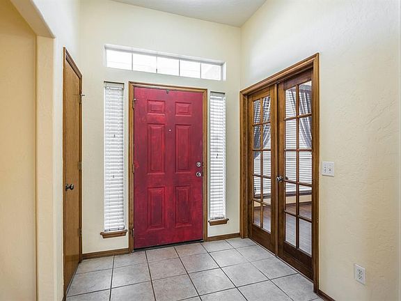 4th image of 408 Cedar Ln