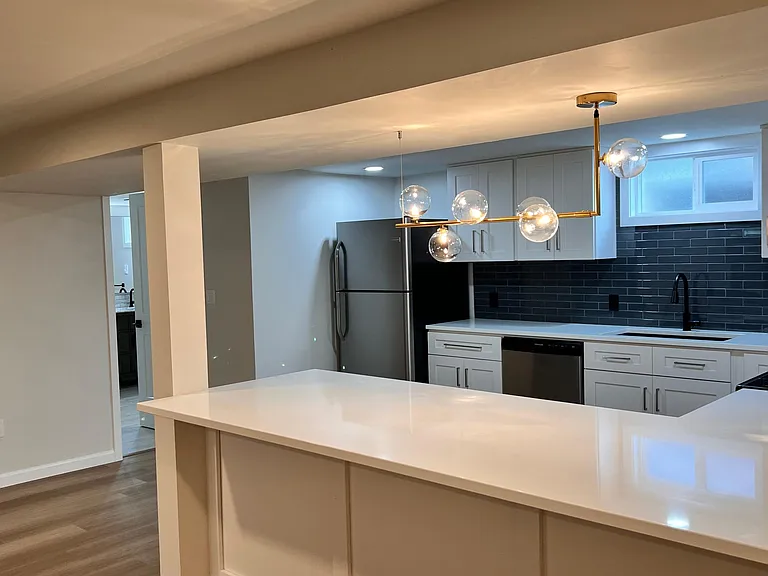 1093 Icel Ct NE — Photo 4