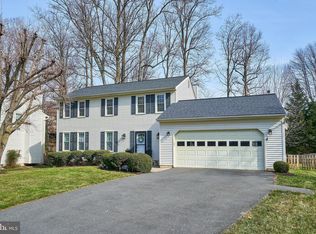 12306 Ox Hill Rd, Fairfax, VA 22033