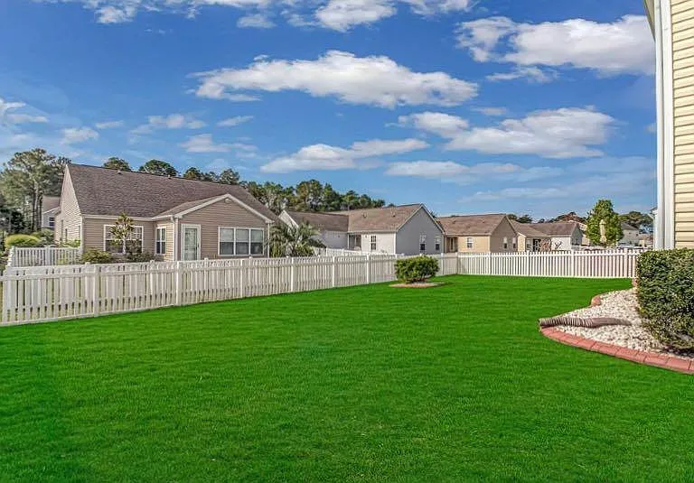 4512 Farm Lake Dr — Photo 16