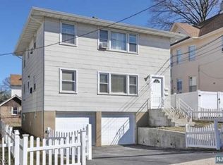 29 E Fort Lee Rd, Bogota, NJ 07603