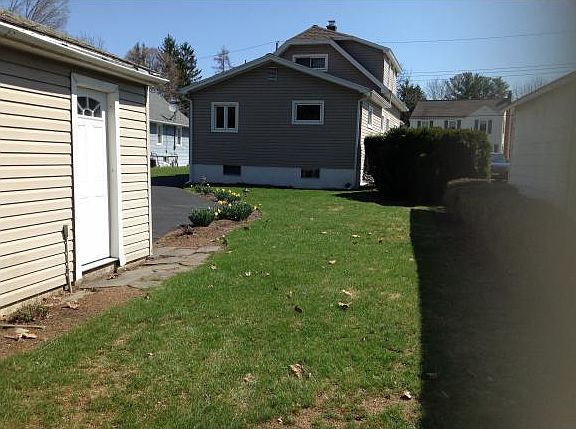 5th image of 312 Elizabeth St