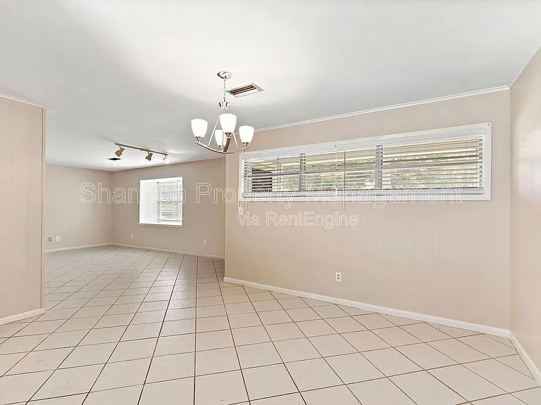5522 Ariel St — Photo 6