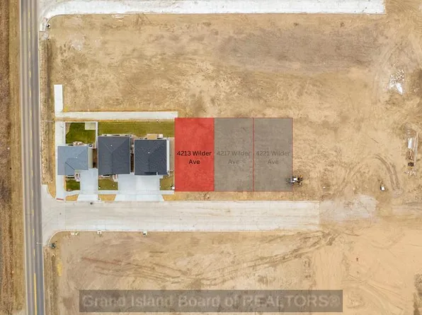 4213 Wilder Ave, Grand Island, NE 68803