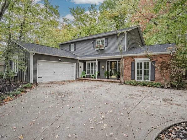 3959 Beechmont Trl, Orange Village, OH 44122