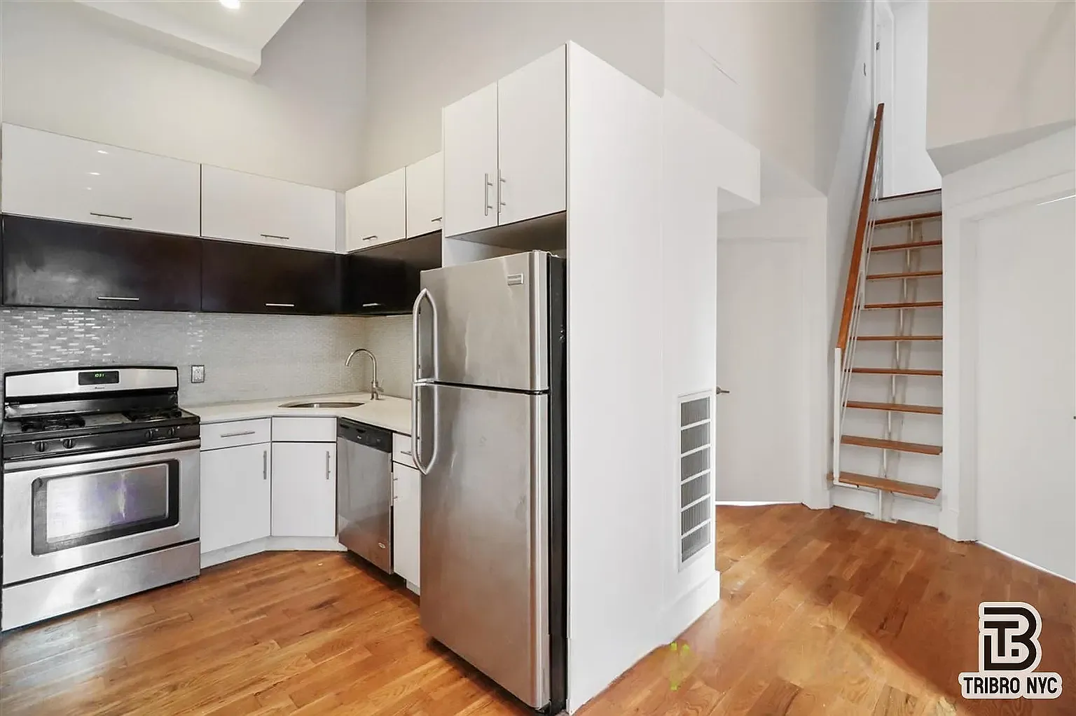 1119 Carroll Street — Photo 2
