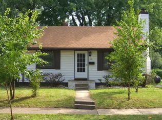 821 W Maple St, Champaign, IL 61820