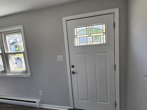 5th image of 513 Lincoln St