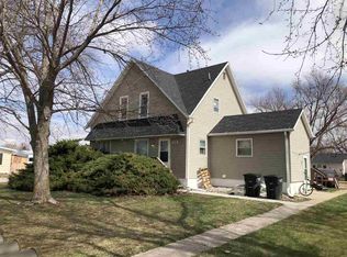 610 Ridge Ave, Minden, NE 68959