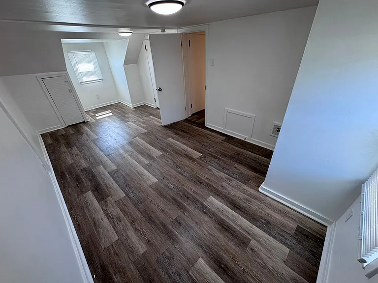1827 California Ave — Photo 21