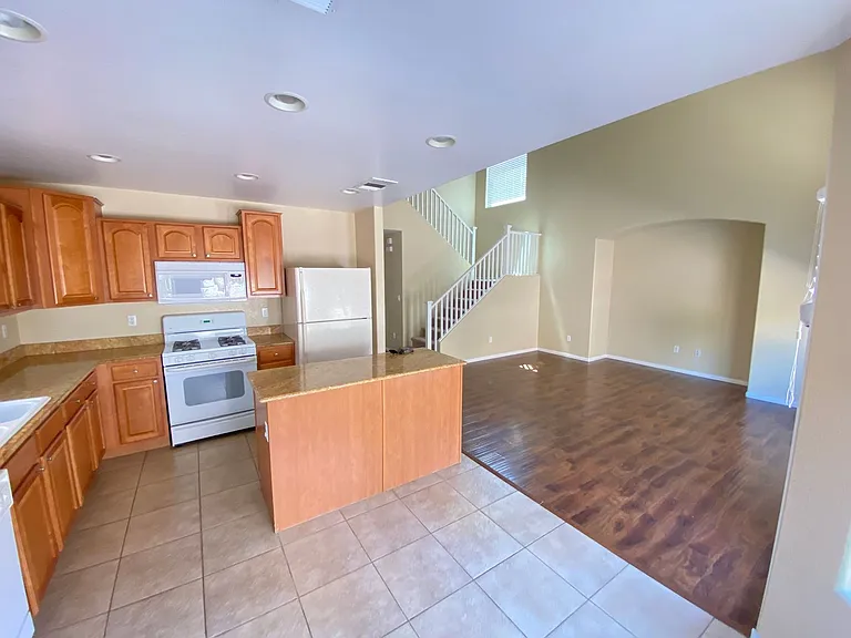 7641 Concord Heights St — Photo 2