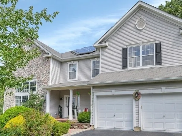 102 Black Oak Trail, Jefferson Twp., NJ 07849