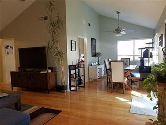 4th image of 11713 Shoshone Dr