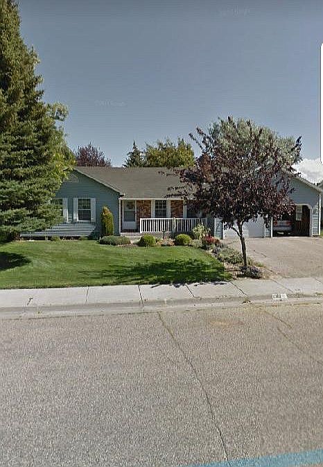 1st image of 1361 Bluebird Ln