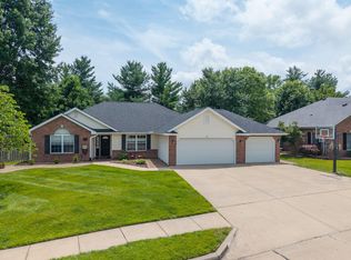 810 Shakertown Way, Columbia, MO 65203