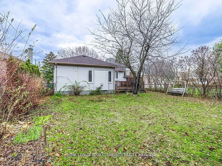 9 Robson Pl E — Photo 29