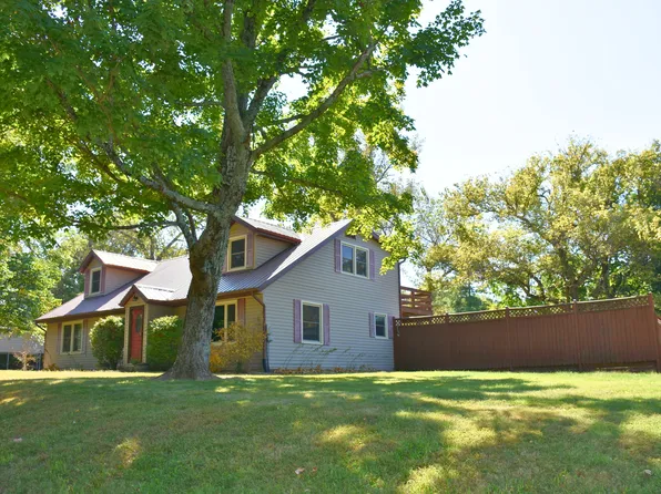 9677 W Reeves Rd, Spencer, IN 47460
