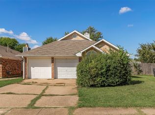 1410 Williamsburg Dr, Bossier City, LA 71112