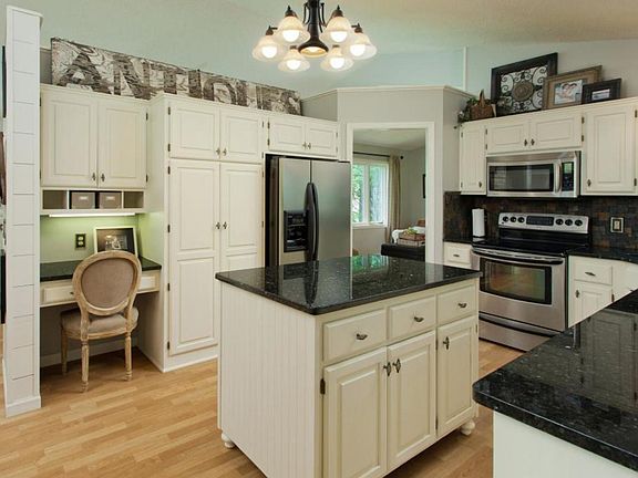 4th image of 12189 Lily St NW
