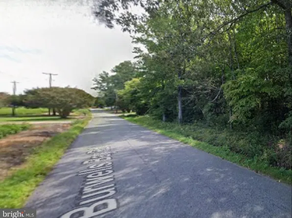 14146 Burwells Bay Rd, Smithfield, VA 23430