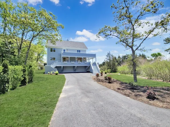 45 Pasture Rd, Bourne, MA 02532