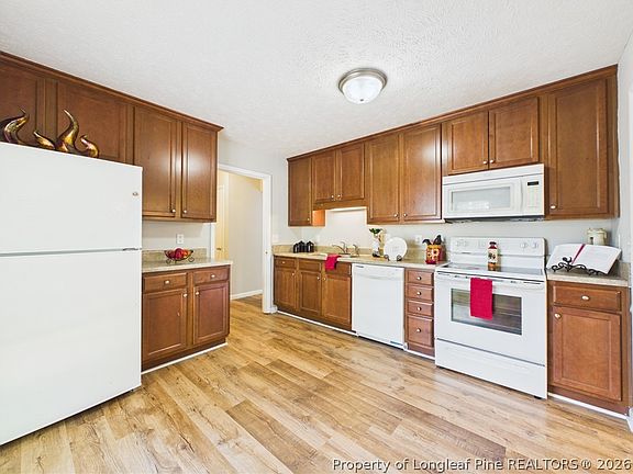 4th image of 7092 Pantego Dr